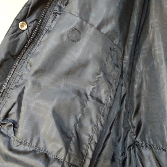 American Eagle Puffer Jacket - Picture 6 of 8
